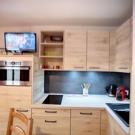 Апартаменты Les Menuires: 2 Pieces, 4 Pers, Pied Des Pistes, Parking Gratuit - Fr-1-178-100 Сен-Мартен-де-Бельвиль Экстерьер фото